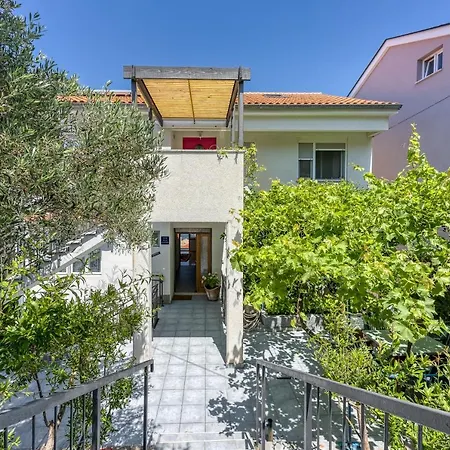 Enolabee Harbour View - Happy *