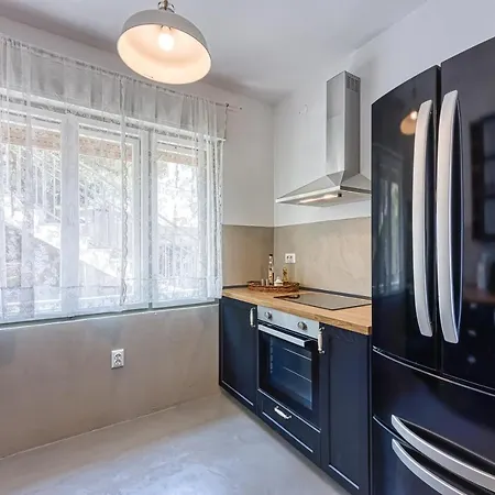 Enolabee Harbour View - Happy Appartamento